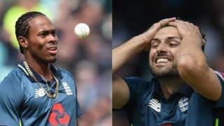Cricket World Cup 2019: Injury scare for England after Mark Wood and Jofra Archer taken off field in Australia warm-up